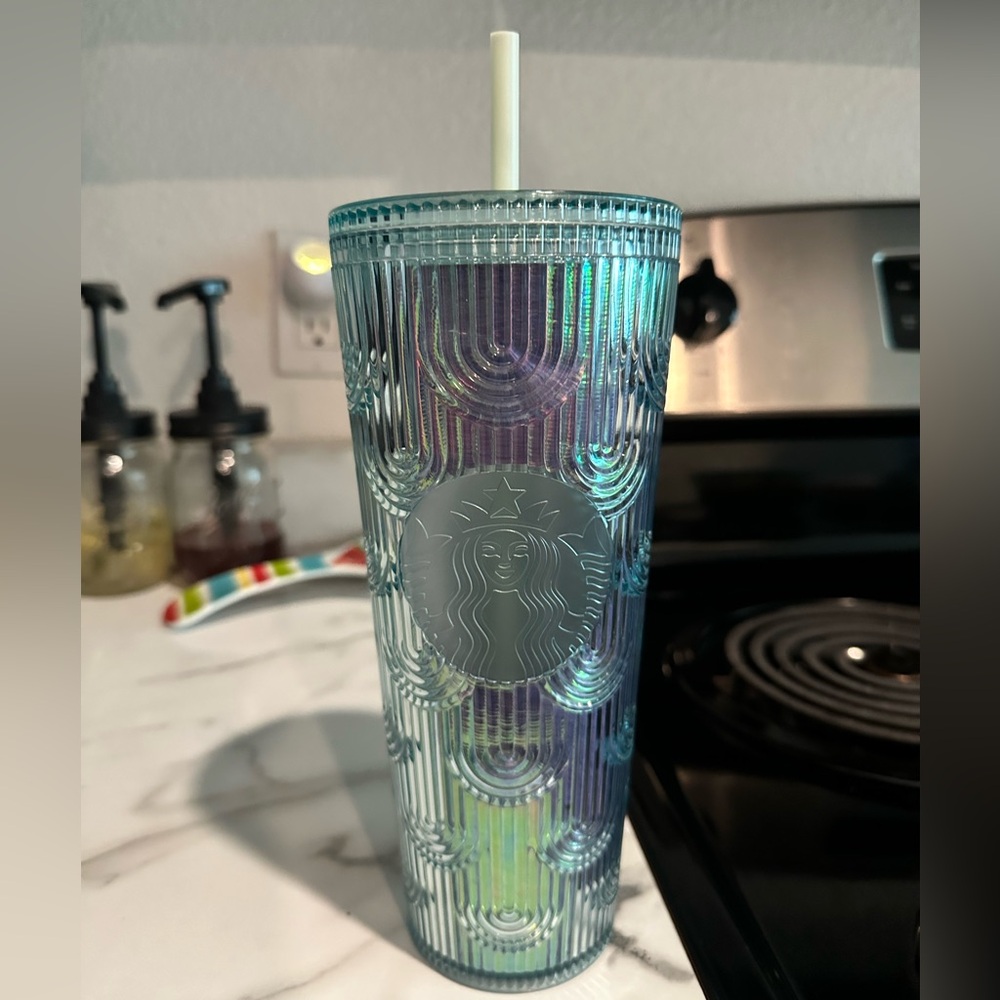 Starbucks Iridescent Mermaid Tumbler🩵
